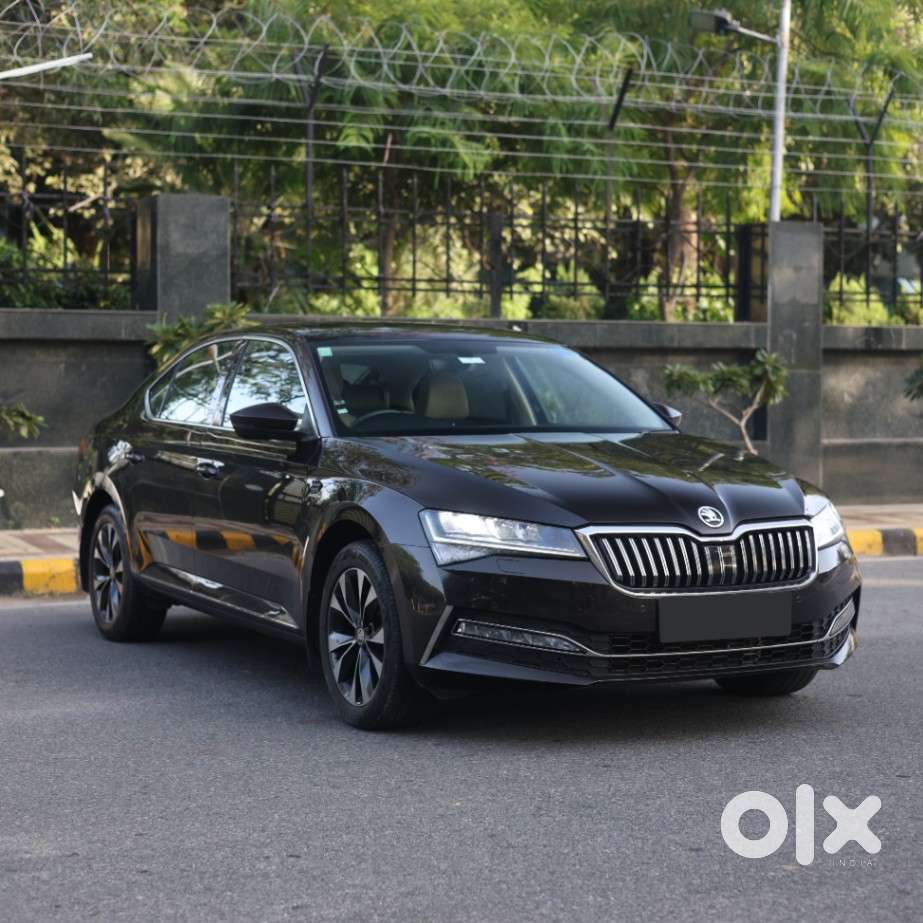 Skoda Superb 2.0 Tsi At L&k, 2021, Petrol