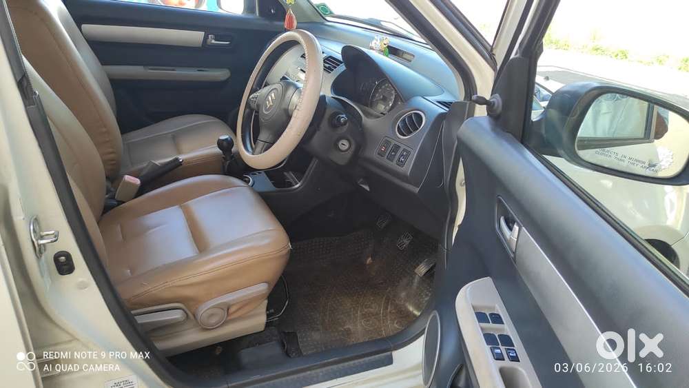 Maruti Suzuki Swift Dzire Zxi, 2011, Petrol
