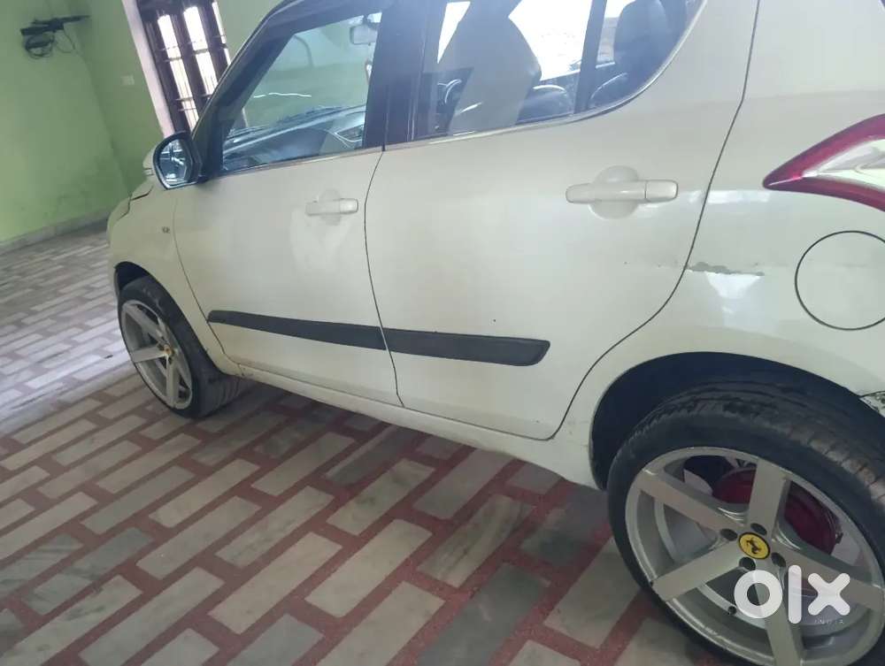 Maruti Suzuki Swift 2012 Diesel 96000 Km Driven