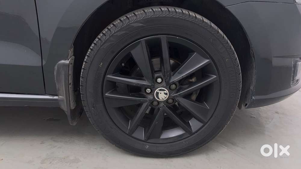 Skoda Rapid 1.0 Ambition Tsi At, 2021, Petrol