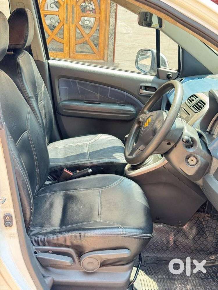 Maruti Suzuki Ritz Zxi, 2011, Petrol