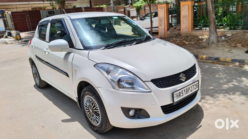 Maruti Suzuki Swift Lxi Option, 2017, Cng & Hybrids