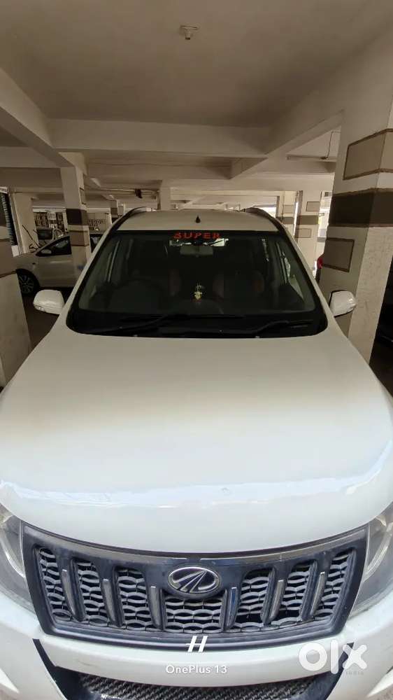 Mahindra Xuv500 2015