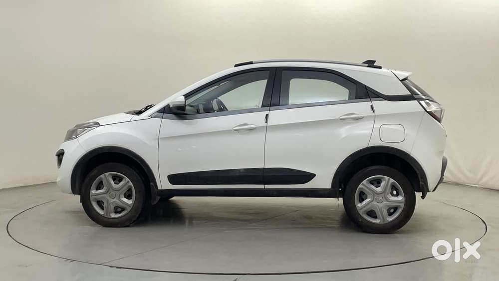 Tata Nexon 1.2 Revotron Xz, 2018, Petrol