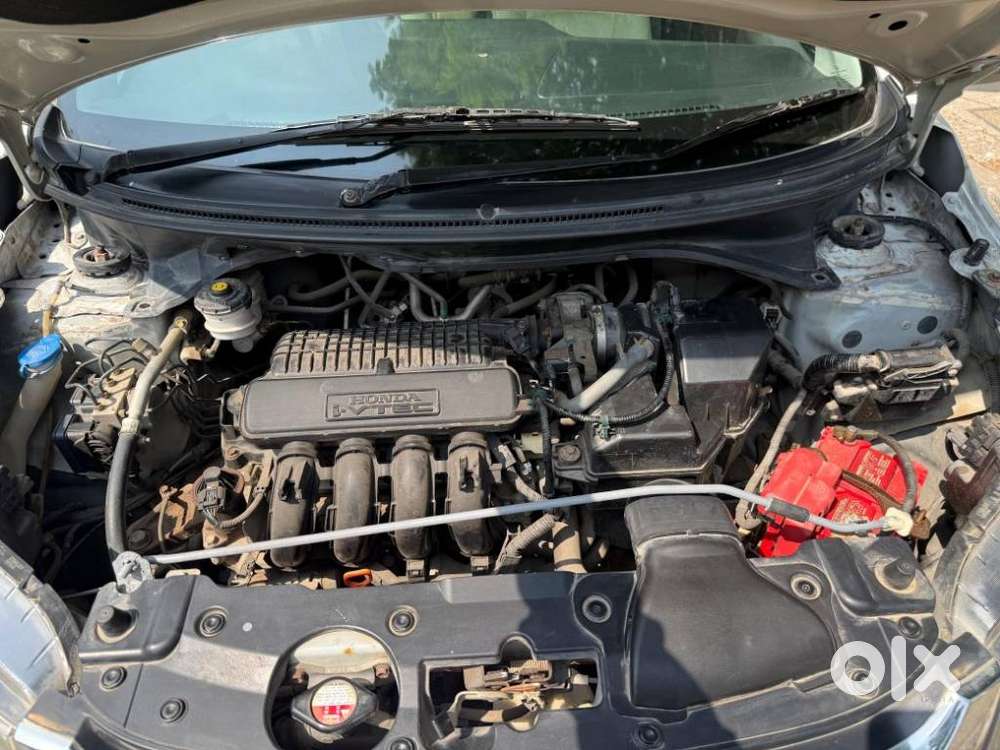 Honda Br-v I-vtec V Mt, 2016, Petrol