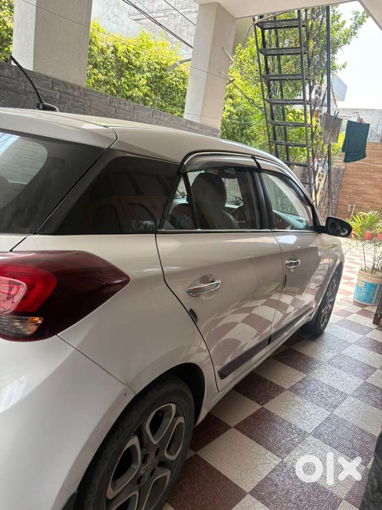 Hyundai Elite I20 Asta Petrol 2018 Push Button Start Top Model Vip No