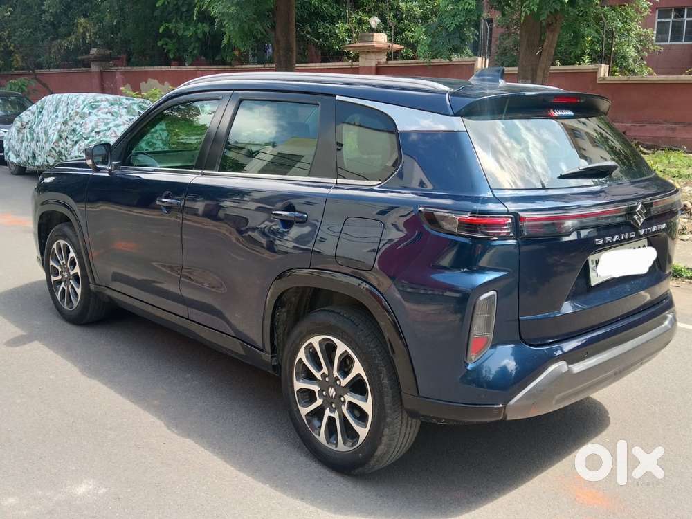 Maruti Suzuki Grand Vitara 1.5 Alpha Plus Intelligent Hybrid Ecvt, 2..