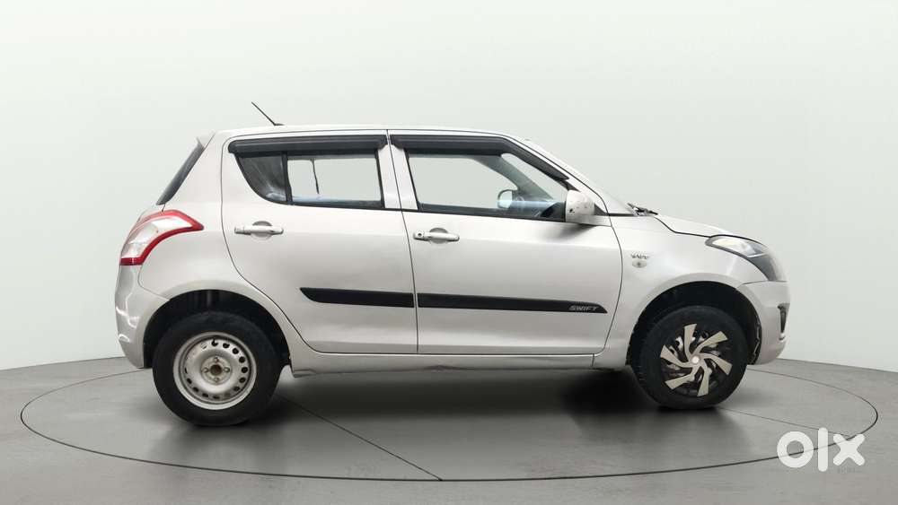 Maruti Suzuki Swift Lxi, 2016, Petrol