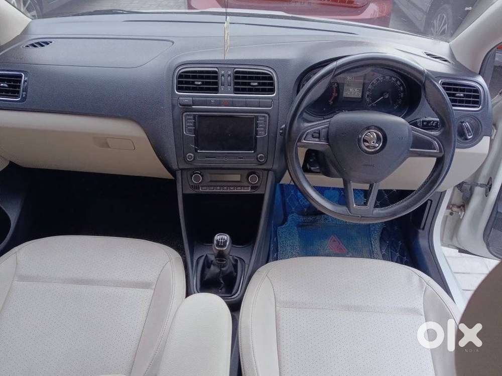 Skoda Rapid [2016-2021] 1.6 Mpi Style Plus, 2018, Petrol