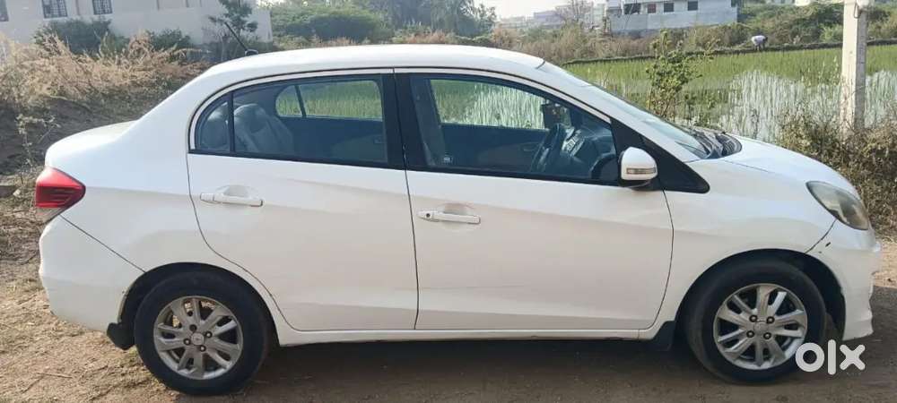 Honda Amaze 2013 Diesel 130000 Km Driven