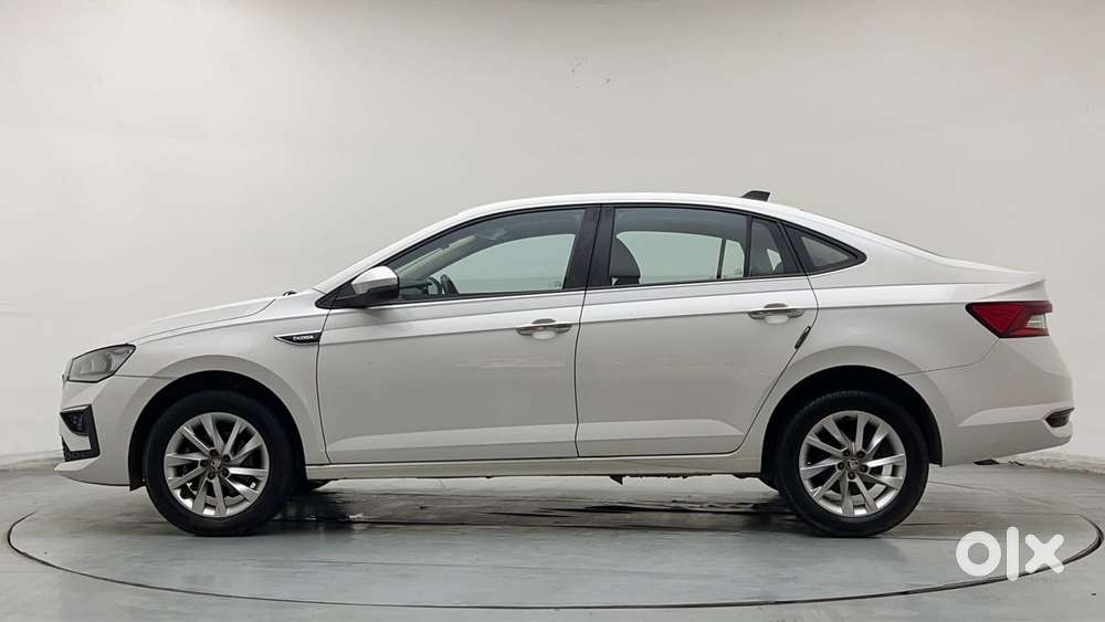 Skoda Slavia Ambition 1.0l Tsi Mt, 2022, Petrol