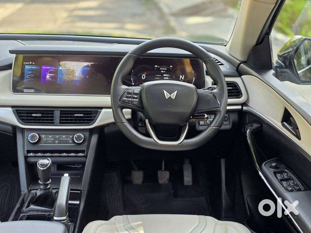 Mahindra Xuv700 2.2 Ax 5 Diesel Mt Str, 2023, Diesel