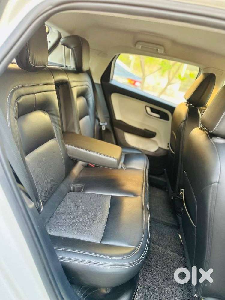 Tata Altroz Xz Icng, 2023, Petrol