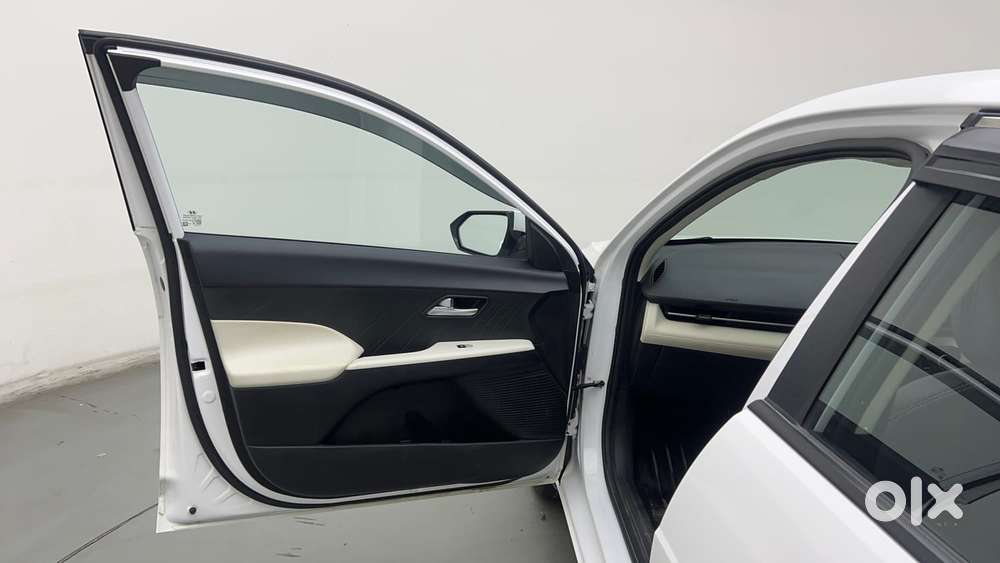 Hyundai Verna Ex 1.5 Petrol Mt, 2025, Petrol