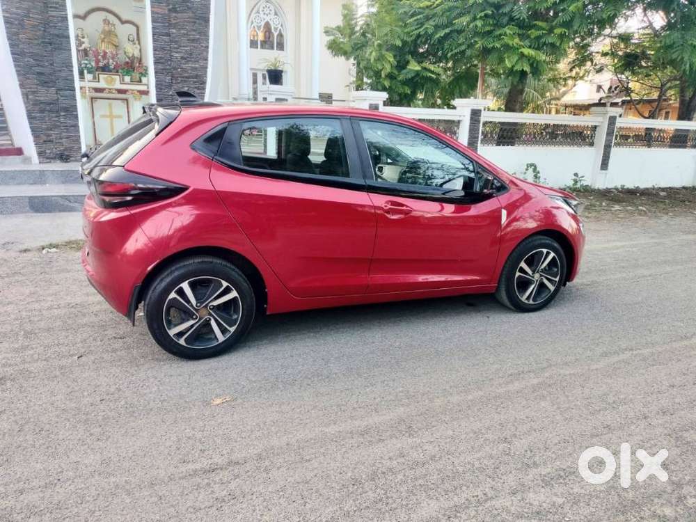 Tata Altroz Xz Plus (o) (s) Icng, 2023, Petrol