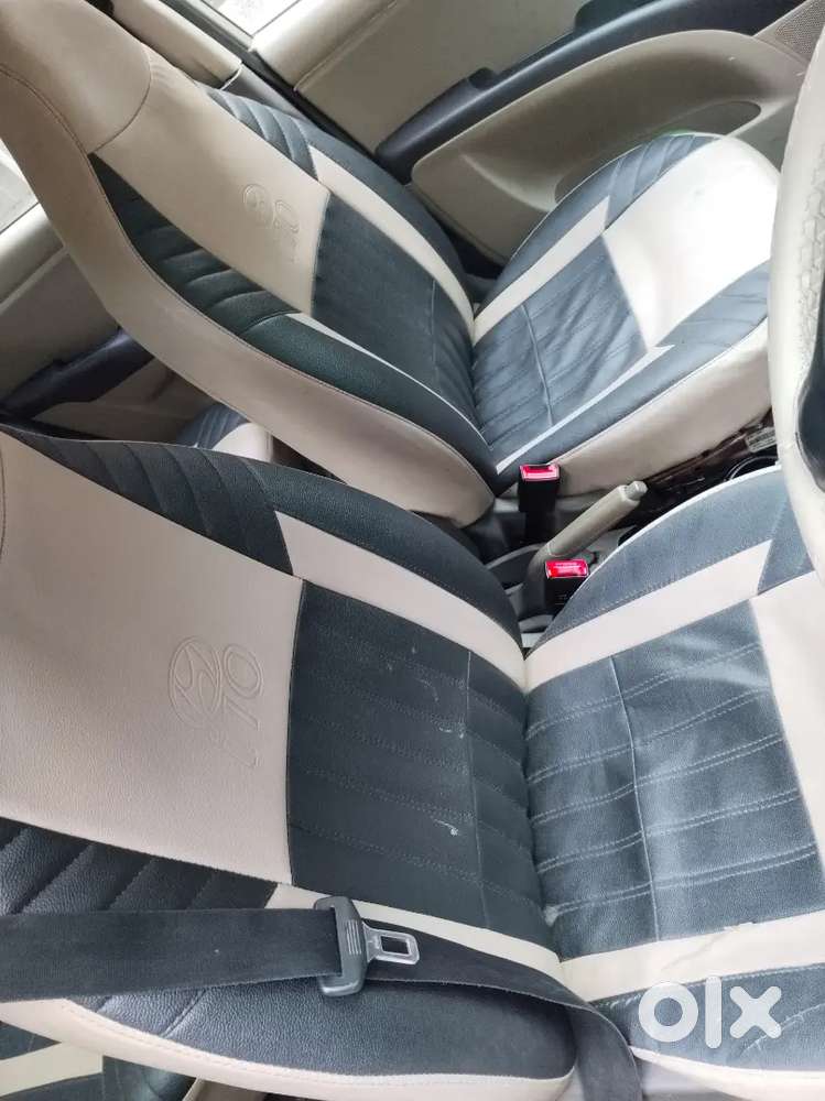 Hyundai I10 2013 Variant With Sunroof