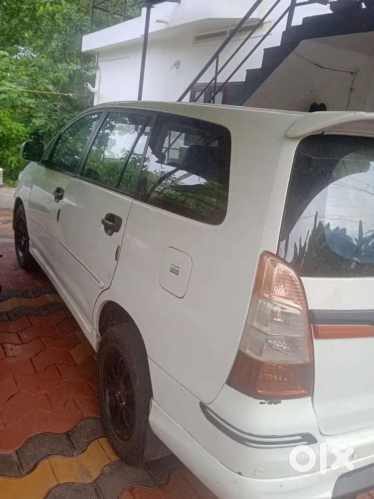 260000r.s 2007 Model Innova Petrol Good Condition.