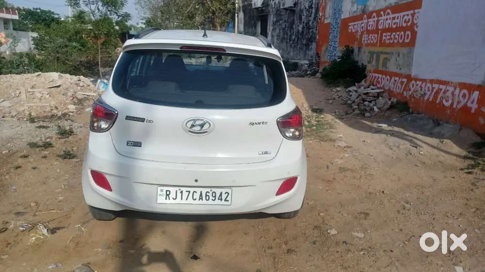 Hyundai Grand I10 2016 Petrol 27500 Km Driven