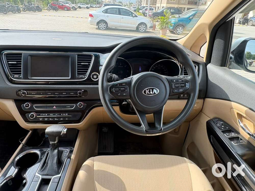 Kia Carnival Prestige, 2021, Diesel