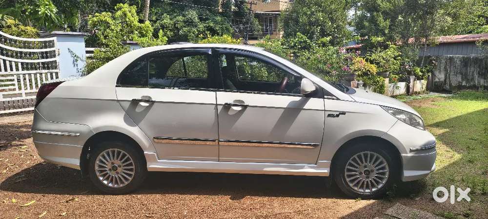 Excellent Condition Car For Sale, No Accidents Or Replacements