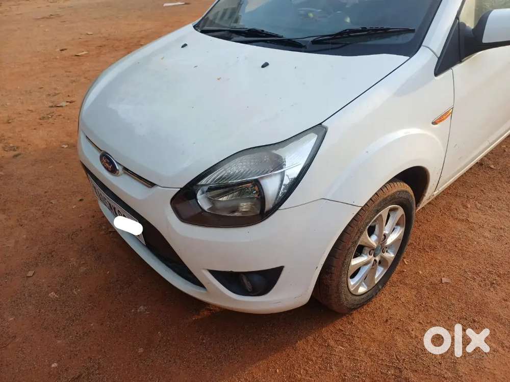 Ford Figo 2012 Petrol Manual