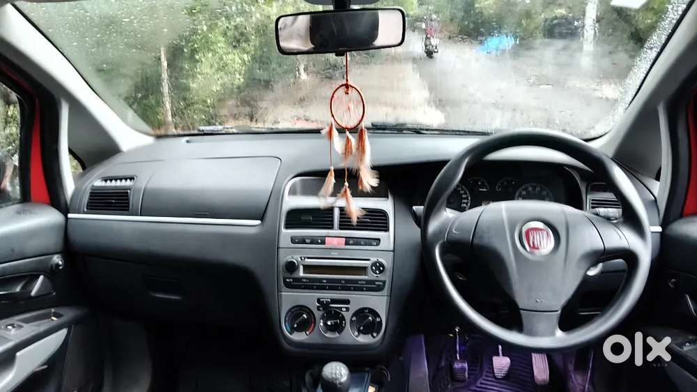 Fiat Punto 1.3 Multijet Diesel  Insurance Till June 2027  ₹1,14,999
