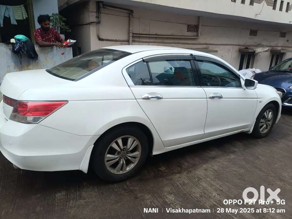 Honda Accord 2.4 At 2010