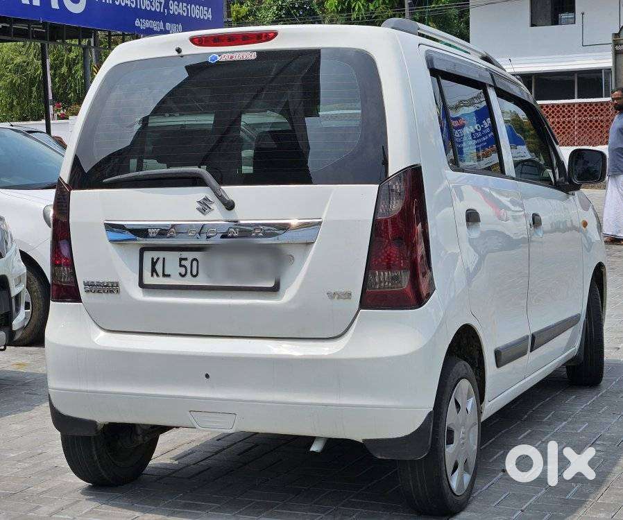 Maruti Suzuki Wagon R Vxi 1.0, 2018, Petrol