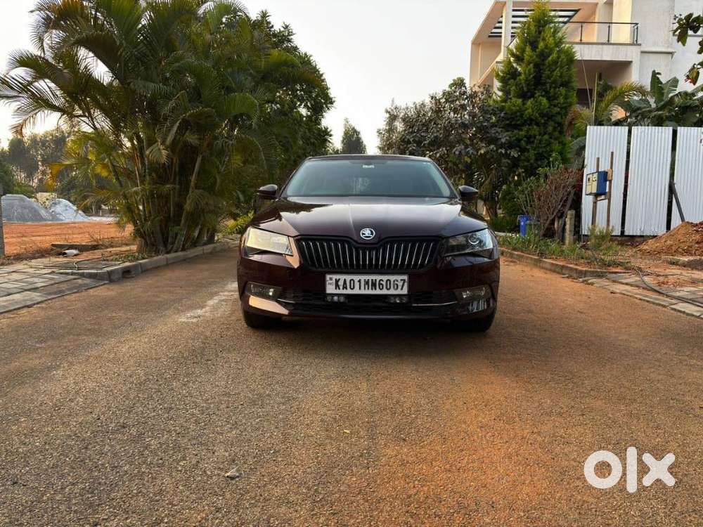 Skoda Superb Lk 1.8 Tsi At, 2016, Petrol