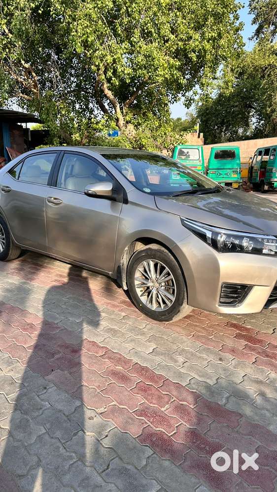Toyota Corolla Altis Diesel 2015 (push Button Start )