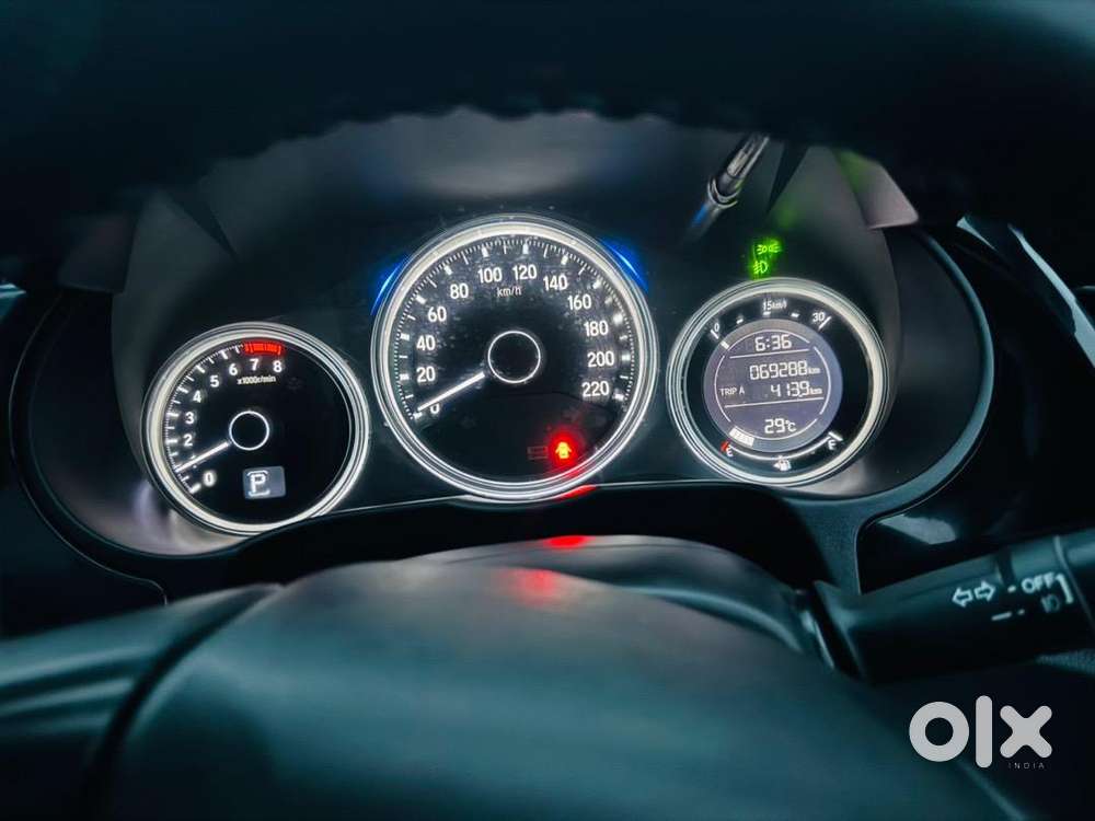 Honda City Zx 2017 Petrol Well Maintained