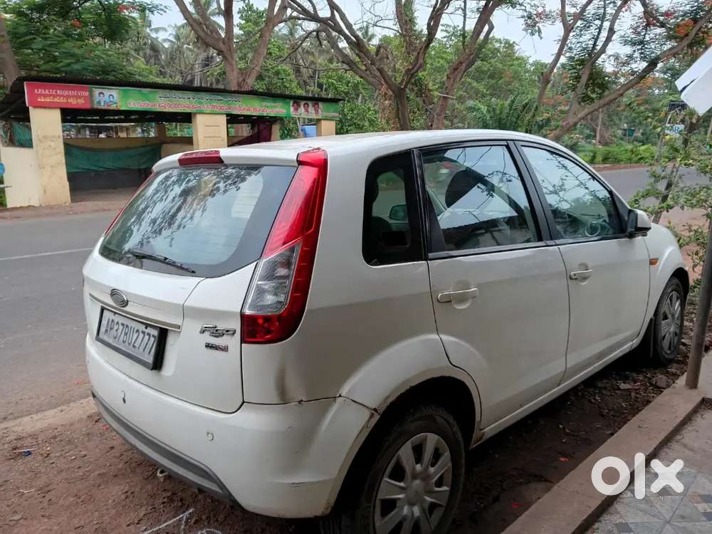 Ford Figo 2013 Diesel Well Maintained