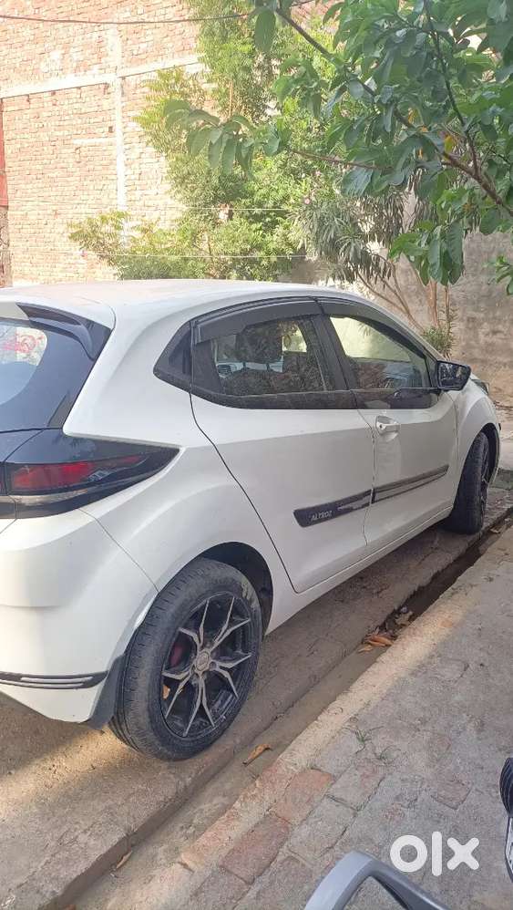 Tata Altroz 2020 Petrol Well Maintained