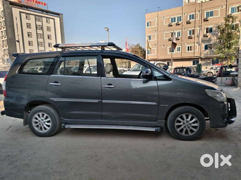 Toyota Innova [2013-2016] 2.5 V Diesel 7 Str, 2012, Diesel