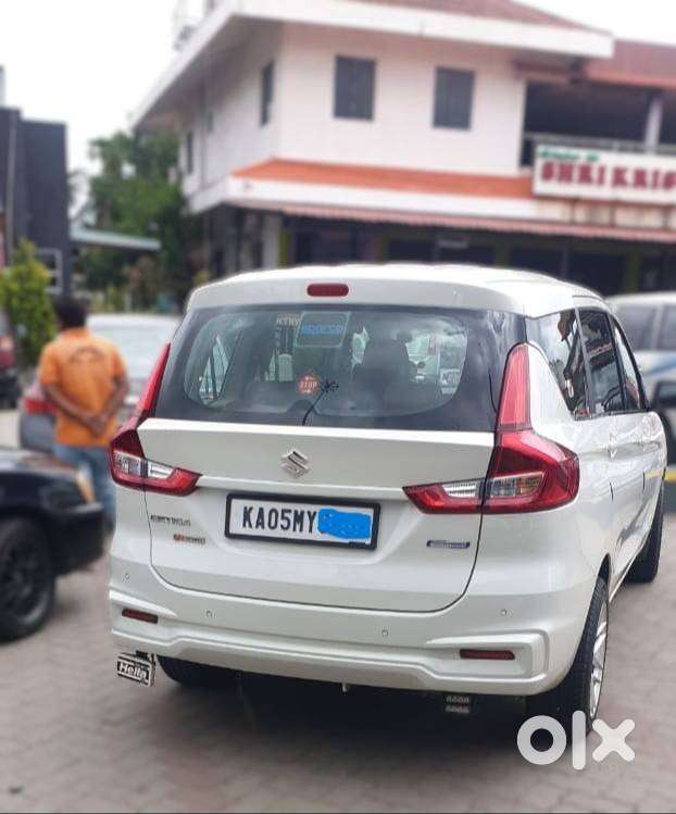 Maruti Suzuki Ertiga Smart Hybrid   Vxi 23,500 Kms Driven.