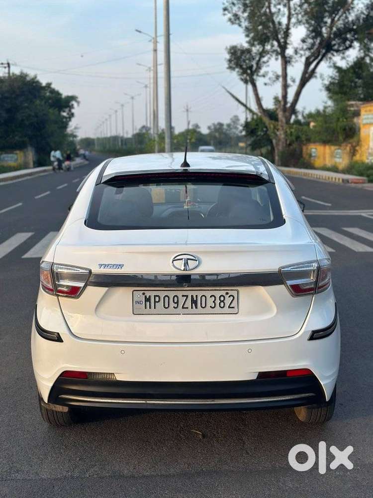Tata Tigor 1.2 Revotron Xz Plus, 2023, Cng & Hybrids