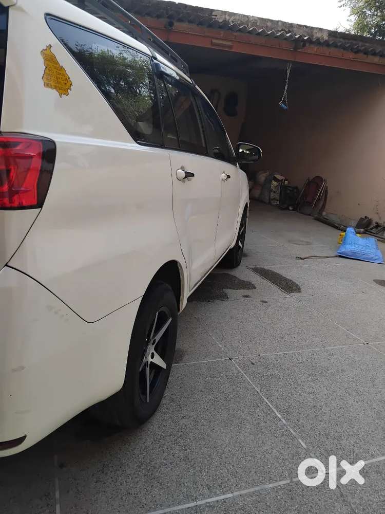 Toyota Innova Crysta 2018 Diesel 125000 Km Driven