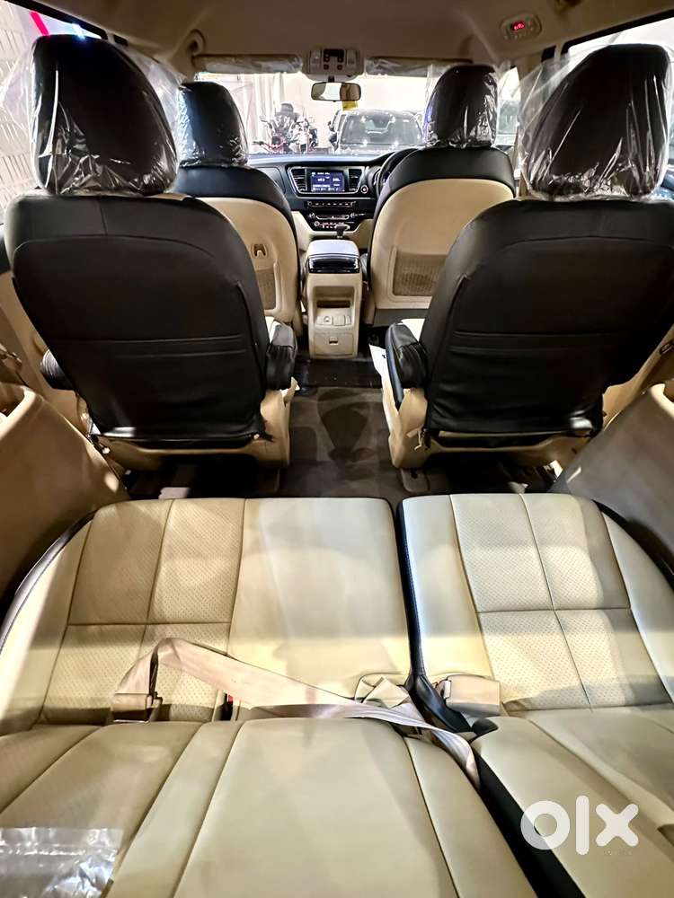 Kia Carnival Premium, 2021, Diesel