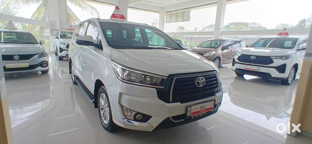 Toyota Innova Crysta 2.4 G Mt, 2023, Diesel