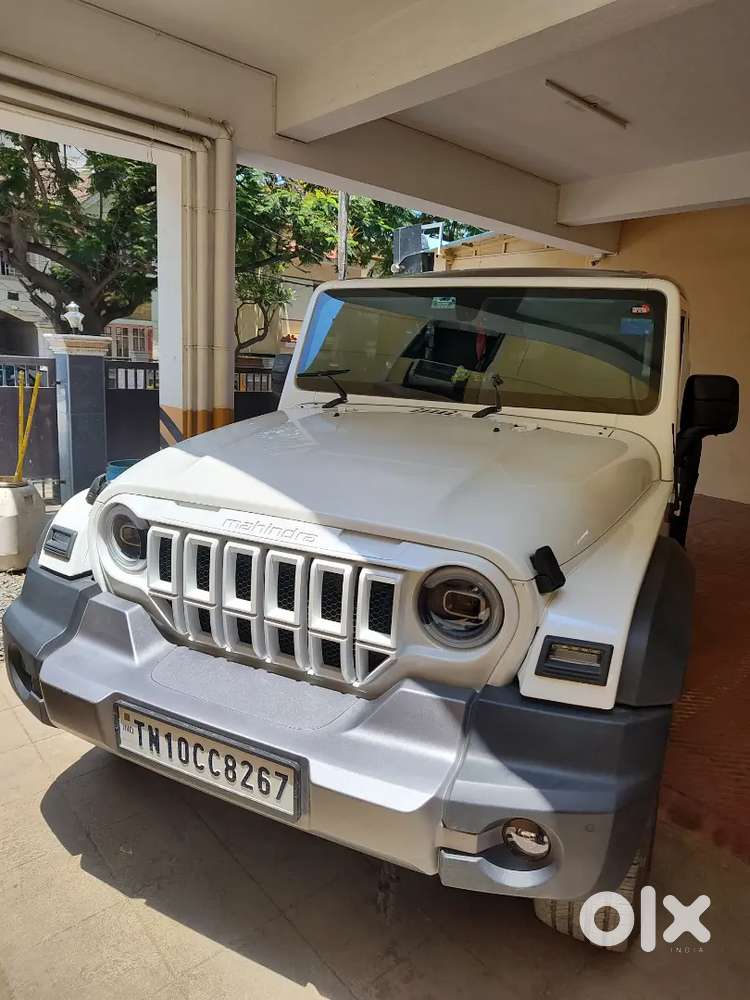 2026 Mahindra Thar Roxx Mx5 Diesel Manual 2wd 5700km White