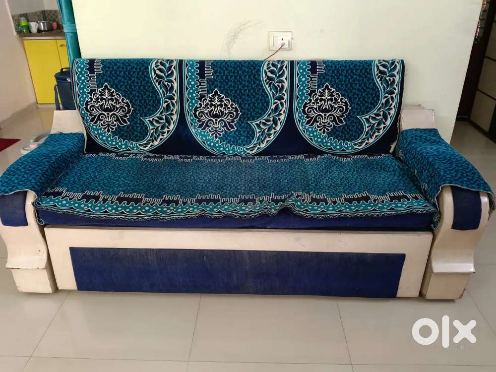 6x6 Feet Sofa Cum Bed with Storage &ndash; Blue & White
