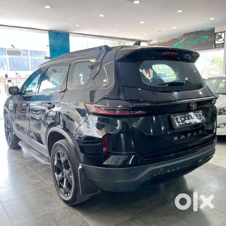 Tata Safari Adventure Plus Dark Edition, 2024, Diesel