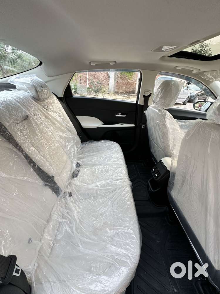 Hyundai New Verna Sx O 1.5 Turbo Gdi Mt, 2023, Petrol