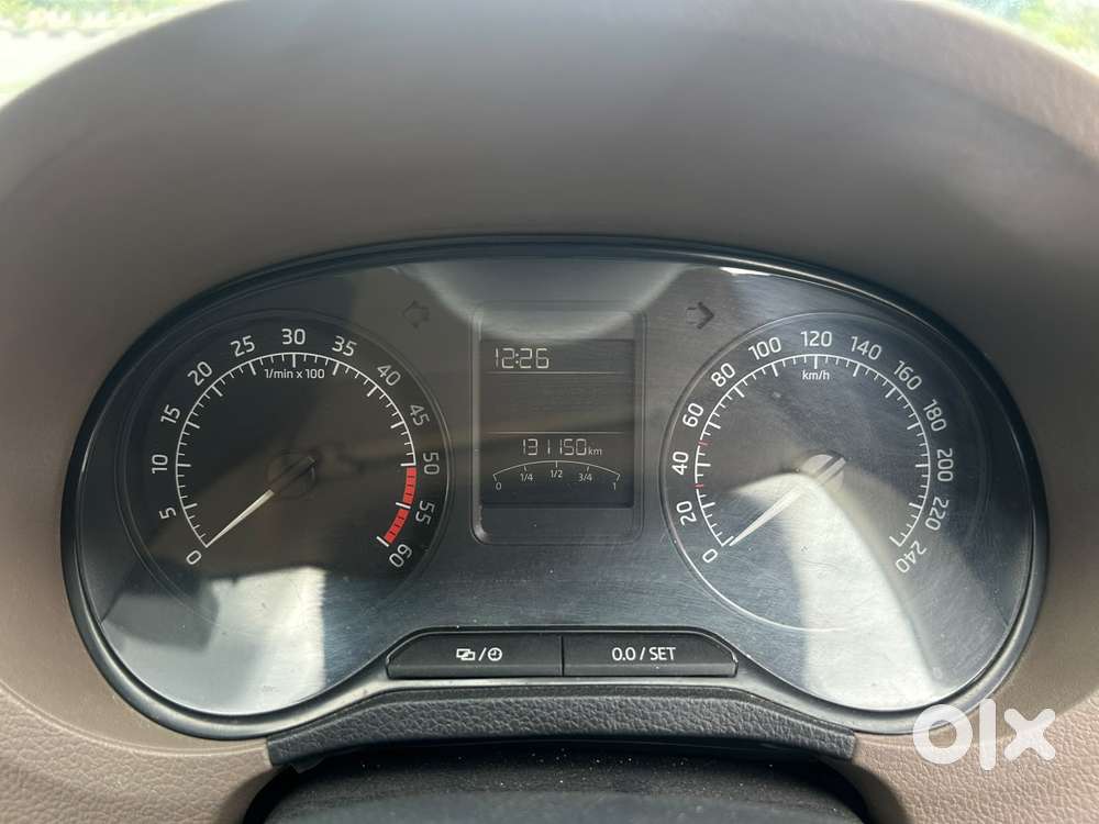 Skoda Rapid 1.5 Tdi At Ambition Plus, 2015, Diesel