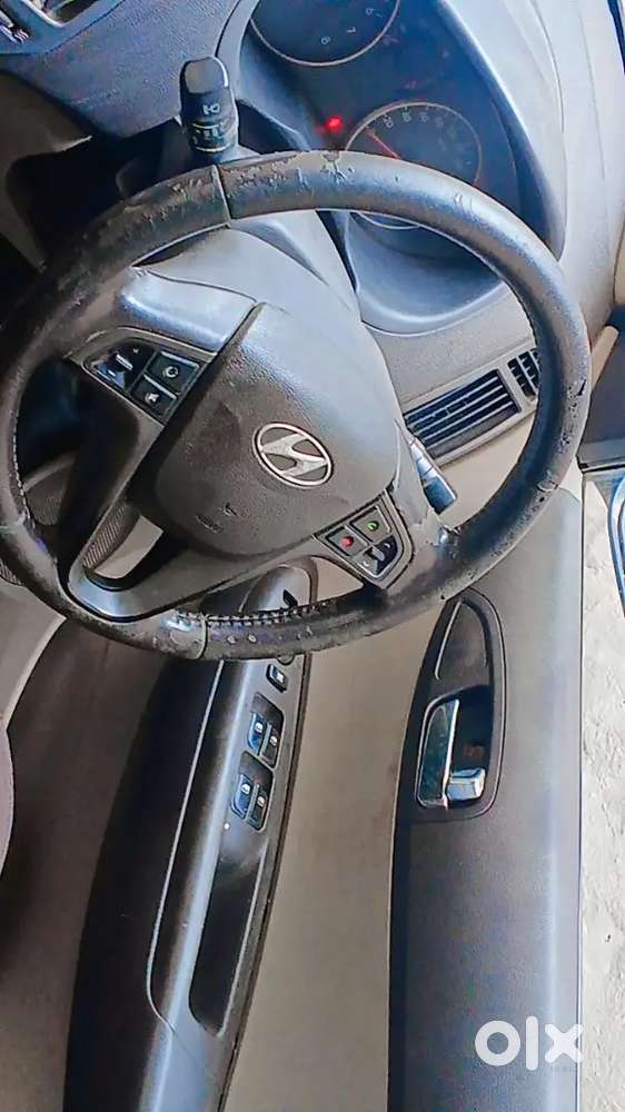 Hyundai I20 Sportz 2012