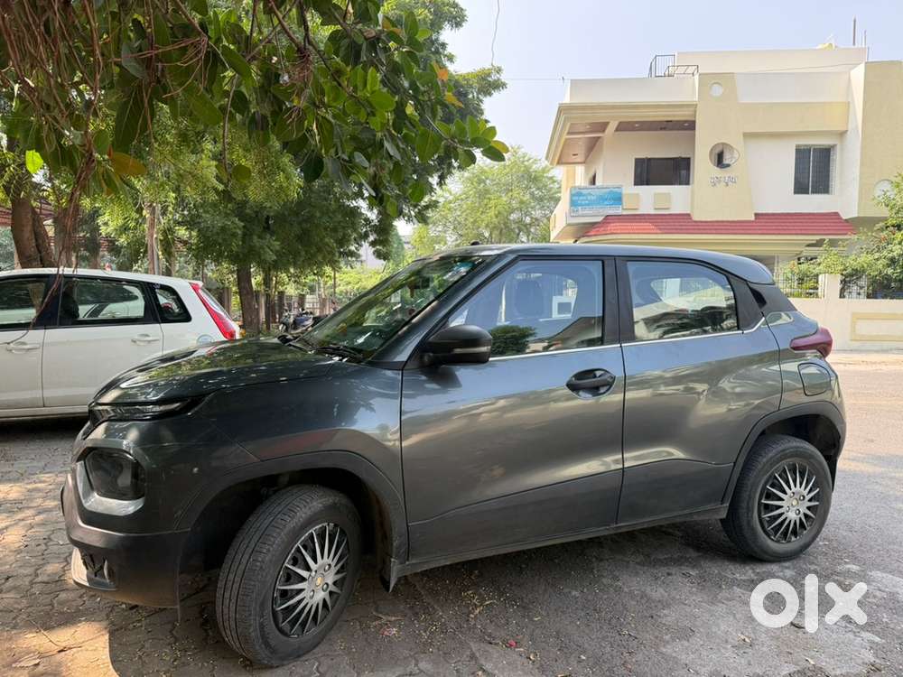Tata Punch Petrol 2023