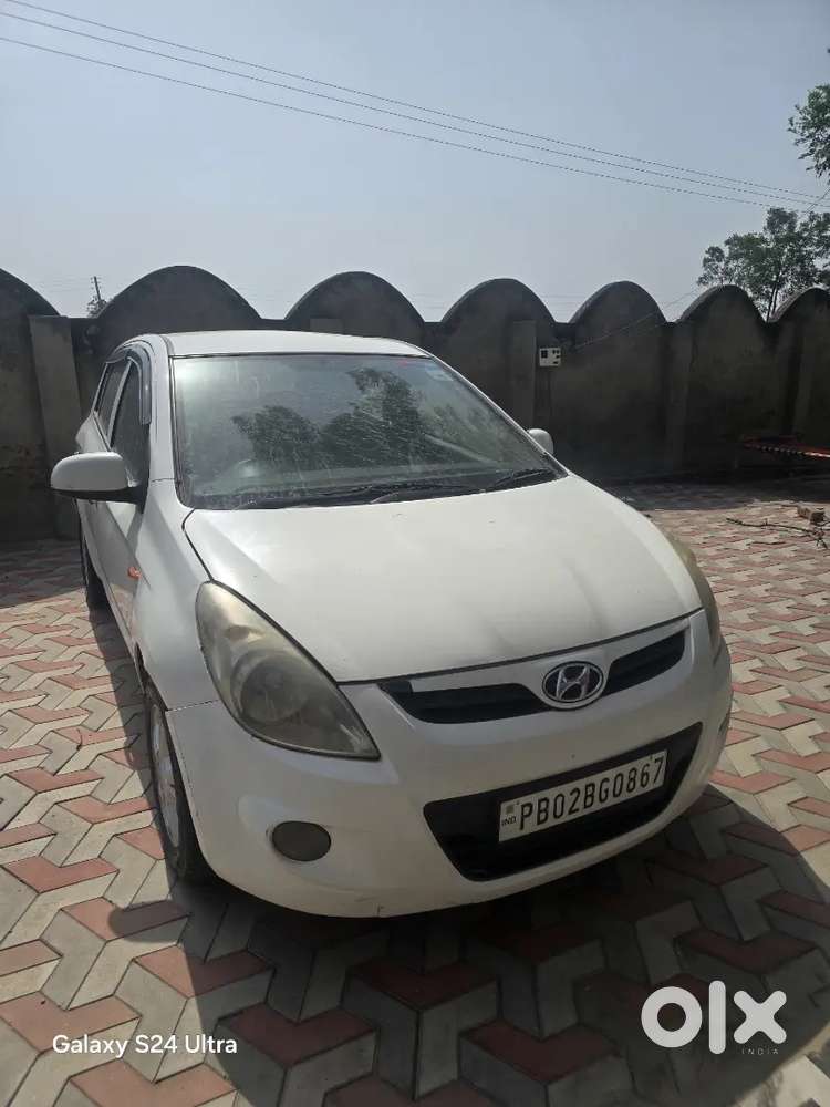 Hyundai I20 Asta 2010 Model Car