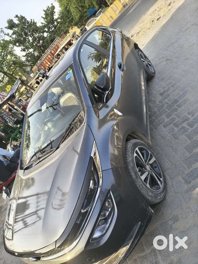 Tata Altroz 2022 Petrol Well Maintained