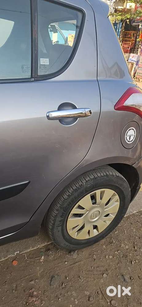 Maruti Suzuki Swift 2012 Diesel 103000 Km Driven
