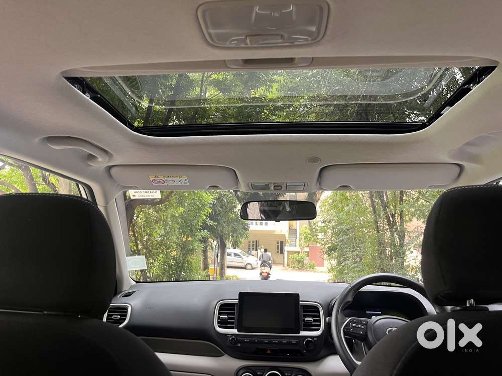 Hyundai Venue Sx (o) Mt 1.5 Diesel, 2024, Diesel